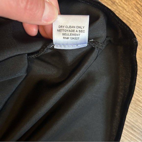 Misa Los Angeles NWT Mielle Black Velvet Ruffle One Shoulder Top - Picture 7 of 12